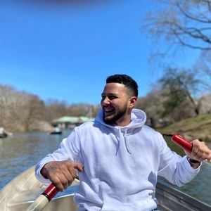 Meet your Posher, Christian